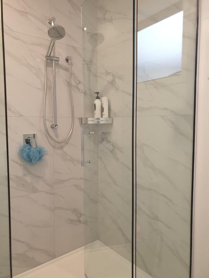 Modern Loft In Christchurch Cbd With Private Courtyard 외부 사진
